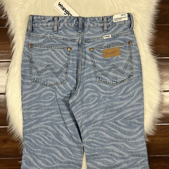 Wrangler Women's Size 28 Tiger Print Wanderer 622 High Rise Flare Denim‎ Jeans - Picture 9 of 11